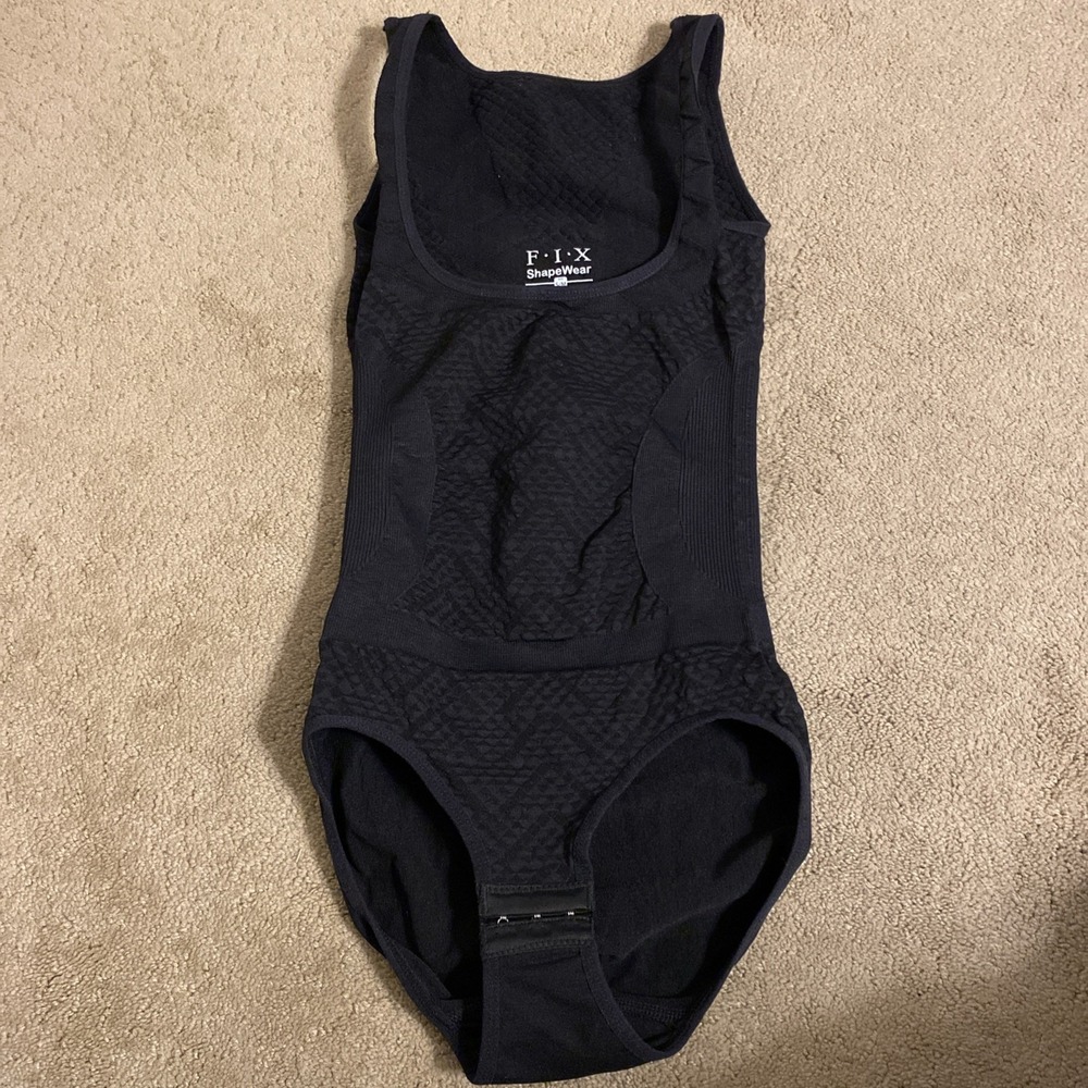 FIX SHAPEWEAR BY WUNDERWEAR BLACK SEAMLESS JAQUARD BODYSUIT SIZE S/M